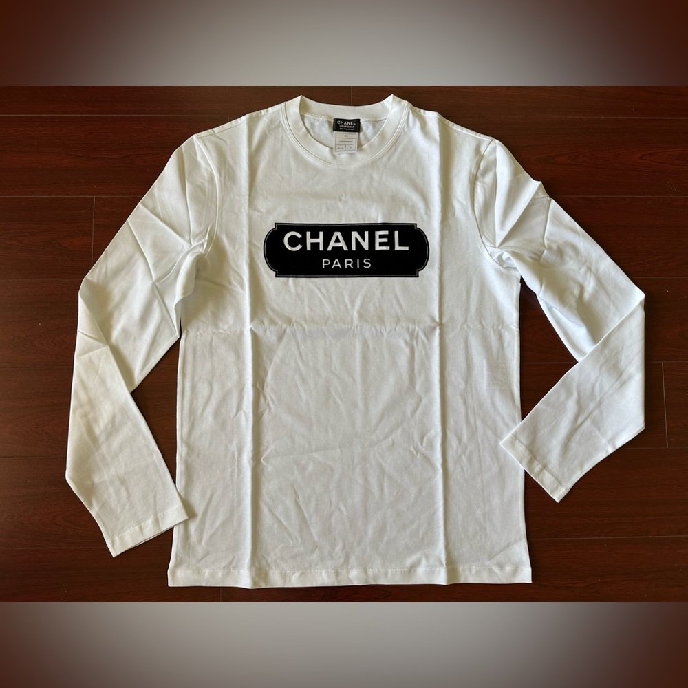 Authentic NWT CHANEL Top White Long T-shirt Tee Uniform New Logo Shirt Coco Sz S